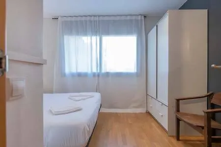 Bright And Modern Duplex With Terrace In Eixample District P2 Apartment Barcelona 0*,  Spain