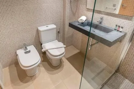 Bright And Modern Duplex With Terrace In Eixample District P2 Apartment Barcelona 0*,  Spain
