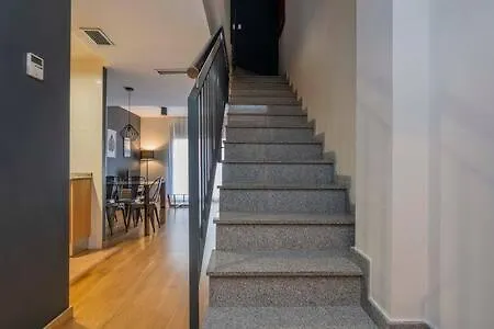 Bright And Modern Duplex With Terrace In Eixample District P2 Apartment Barcelona