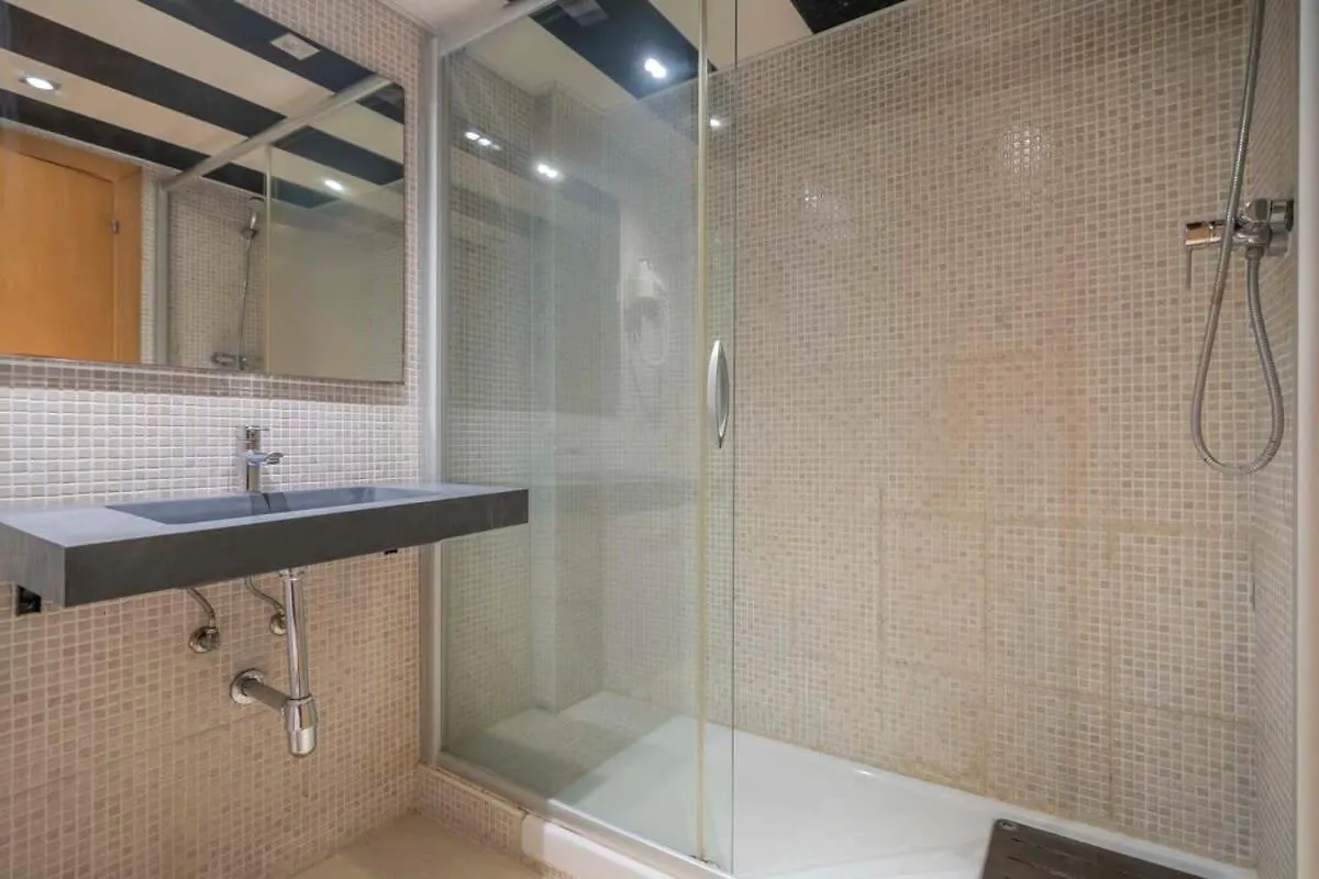 Bright And Modern Duplex With Terrace In Eixample District P2 Διαμέρισμα Βαρκελώνη 0*,  Ισπανία